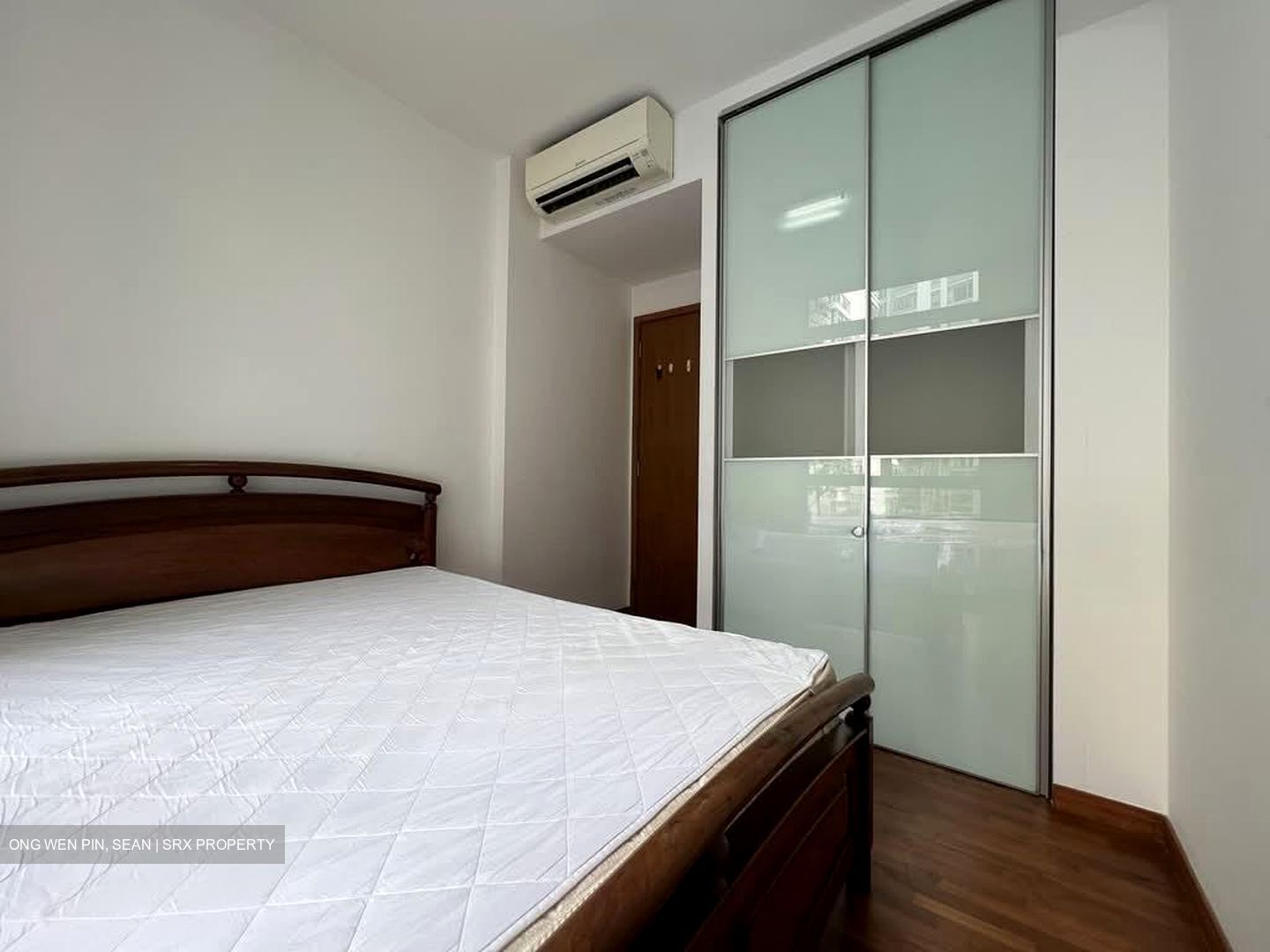 The Lakeshore (D22), Condominium #584423191
